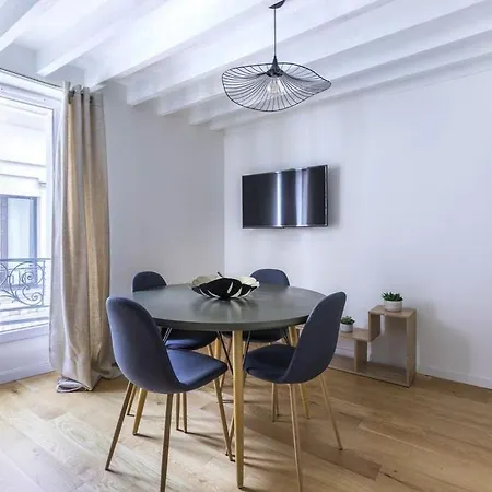 Grands Boulevards 41 * Paryż