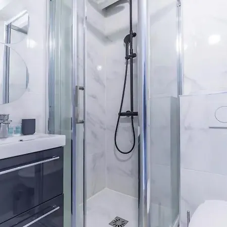 Grands Boulevards 41 Paryż