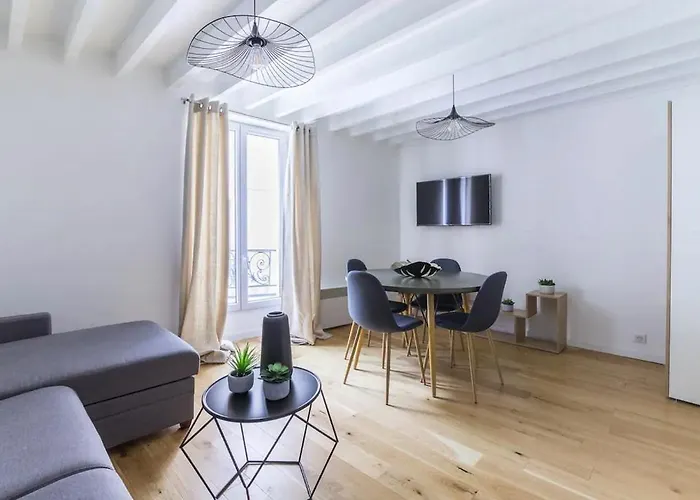 Daire Grands Boulevards 41 Paris